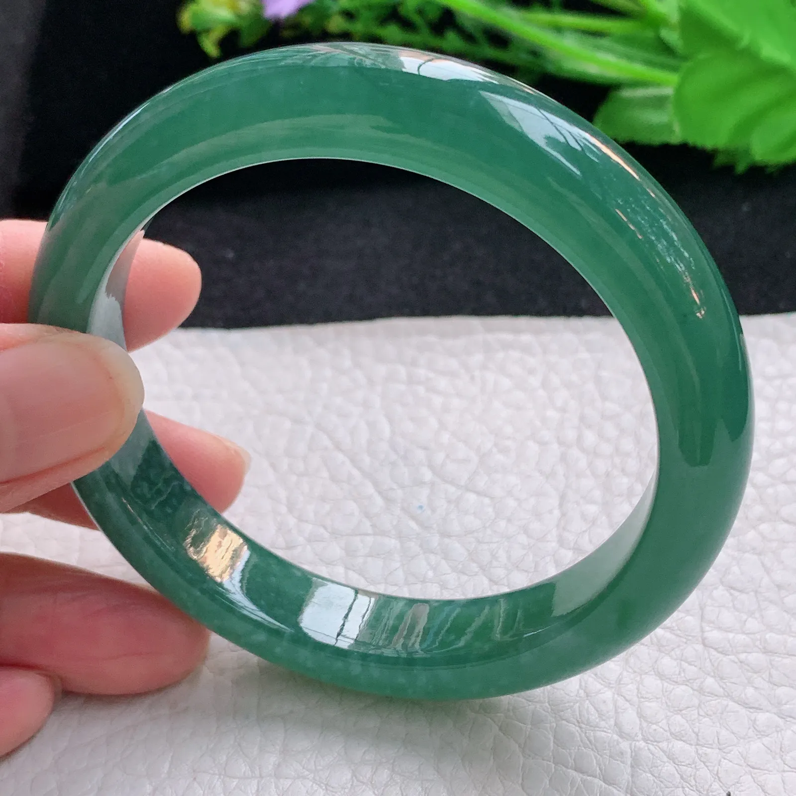 nr自然光59*12*8.8平安镯 翡翠冰润湖水绿宽边玉手镯 珠宝玉手环