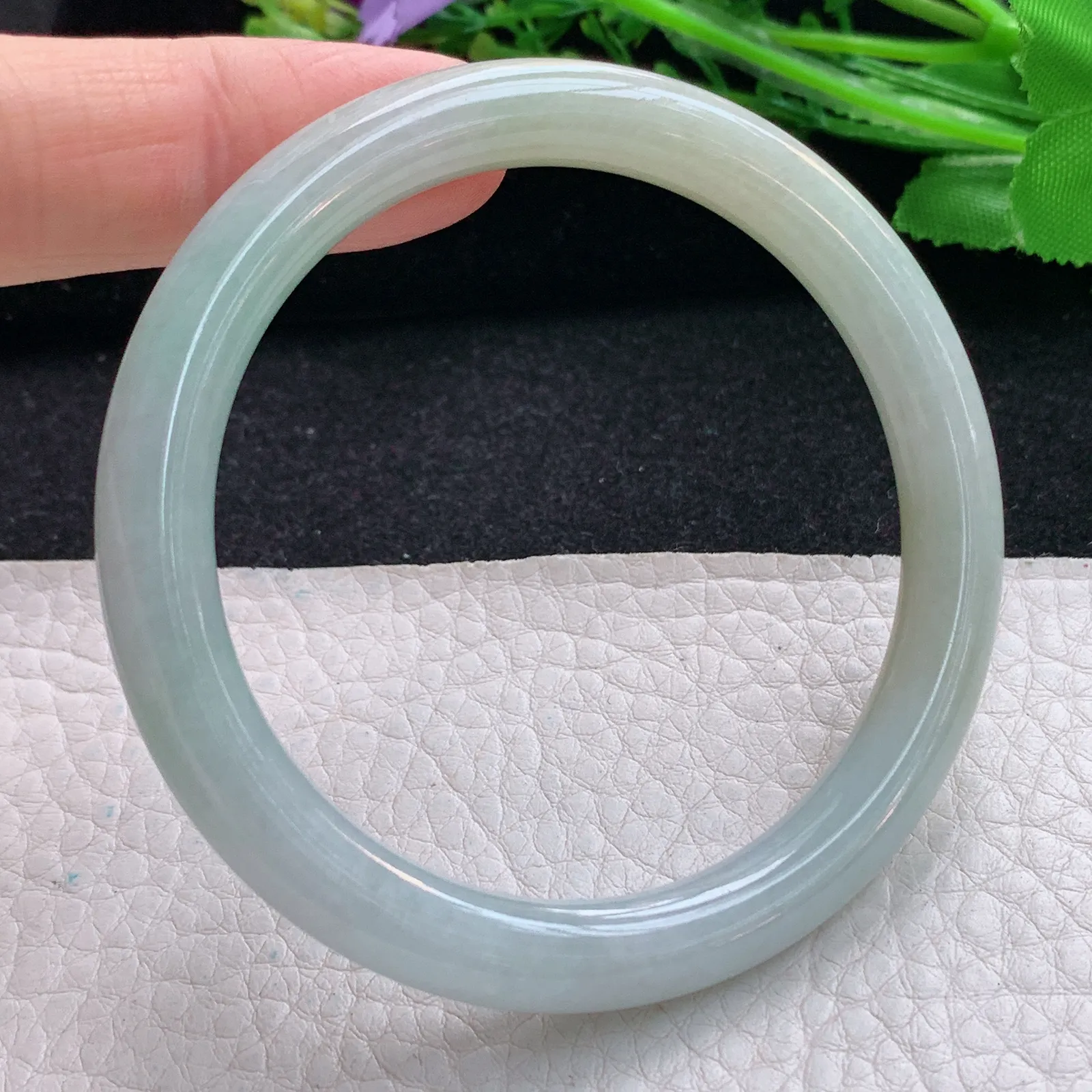 xx自然光54.5*7.8*7.2美人镯 翡翠a货玉手镯水润双彩圆条玉手环 叮当镯