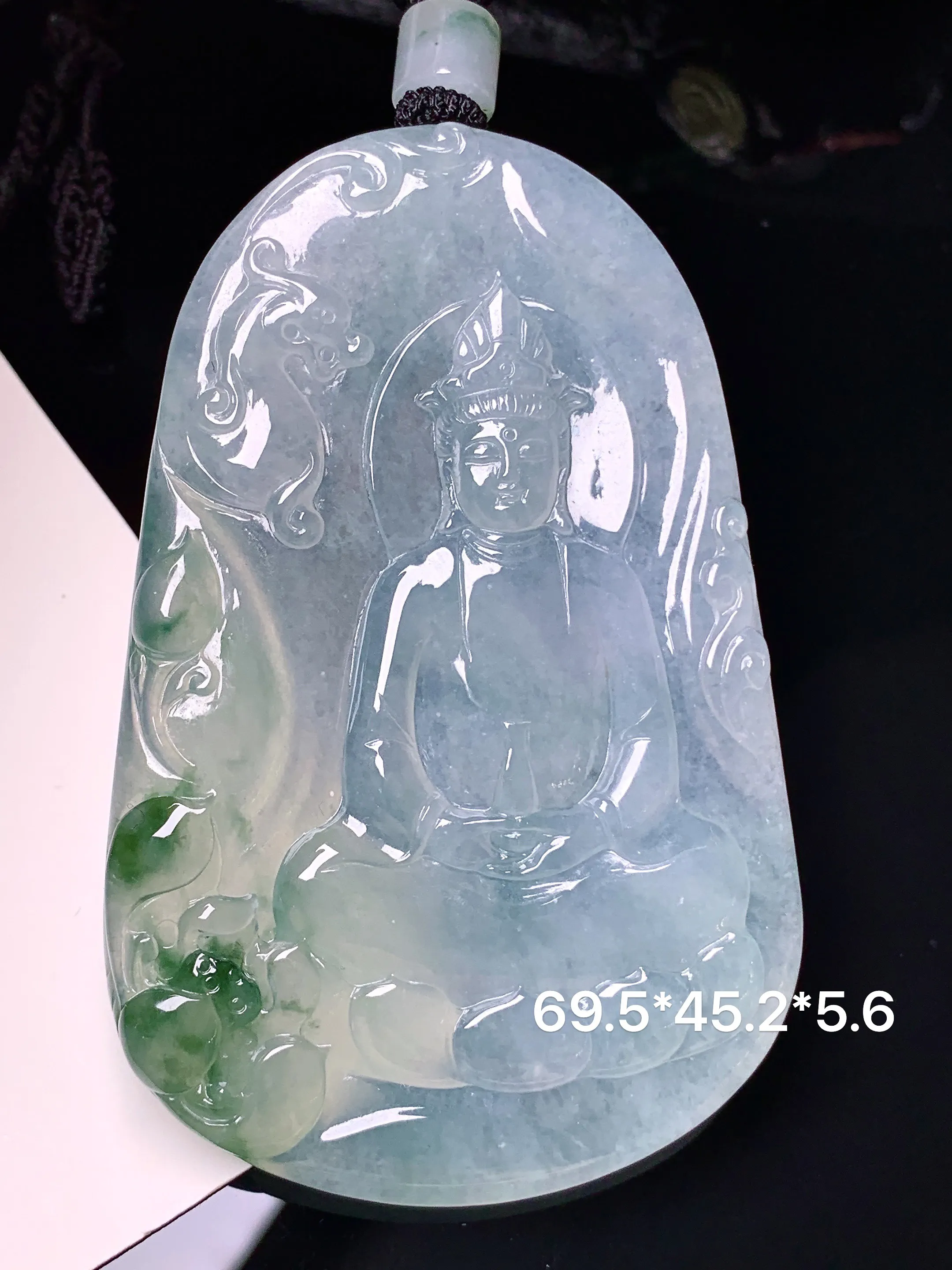 飘绿莲花观音吊坠 玉质细腻 水润亮眼 色泽艳丽 整体尺寸69.5*45.2*5.6