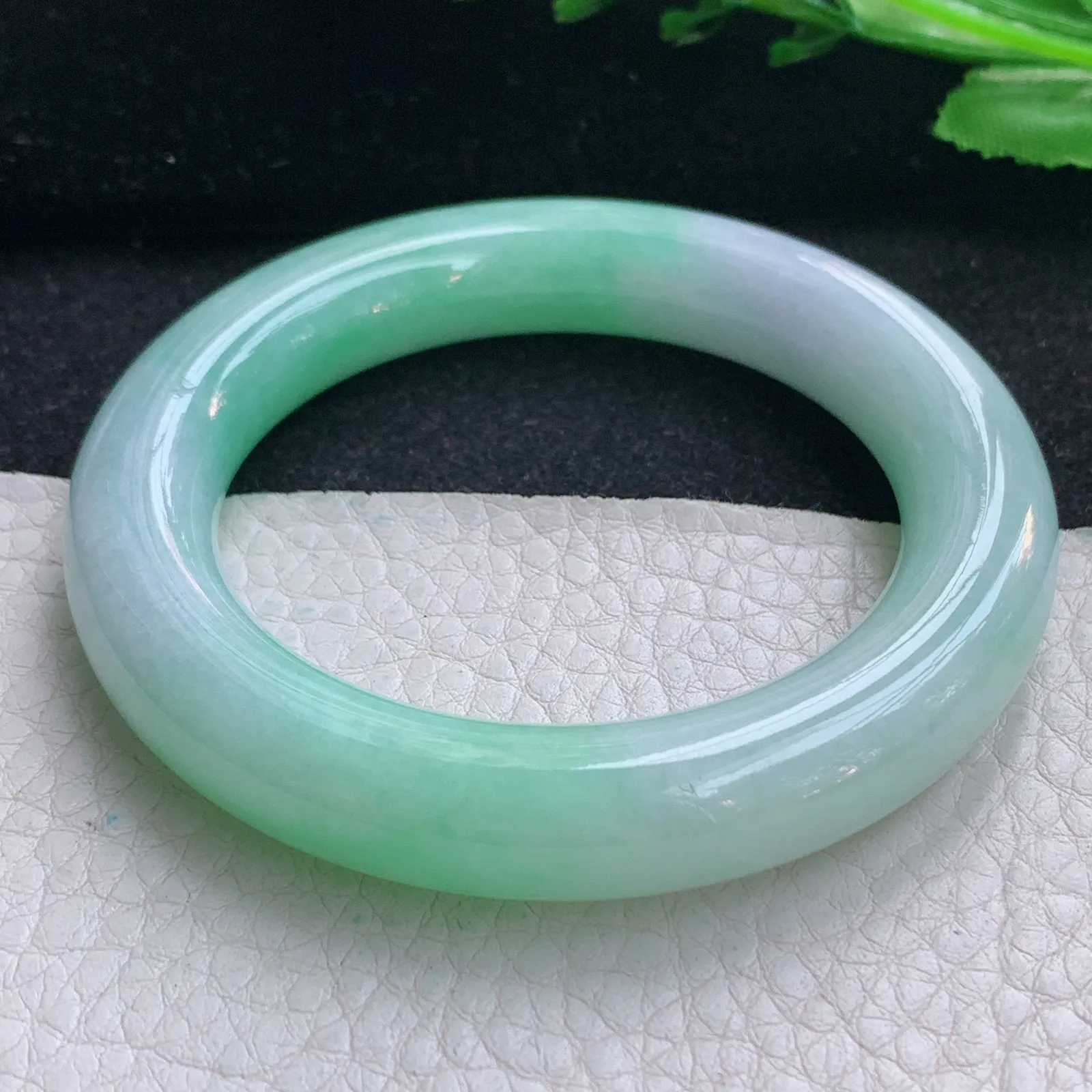 ss小圈口51*11胖圆镯 翡翠a货玉手镯春带彩圆条珠宝玉手环 美人镯