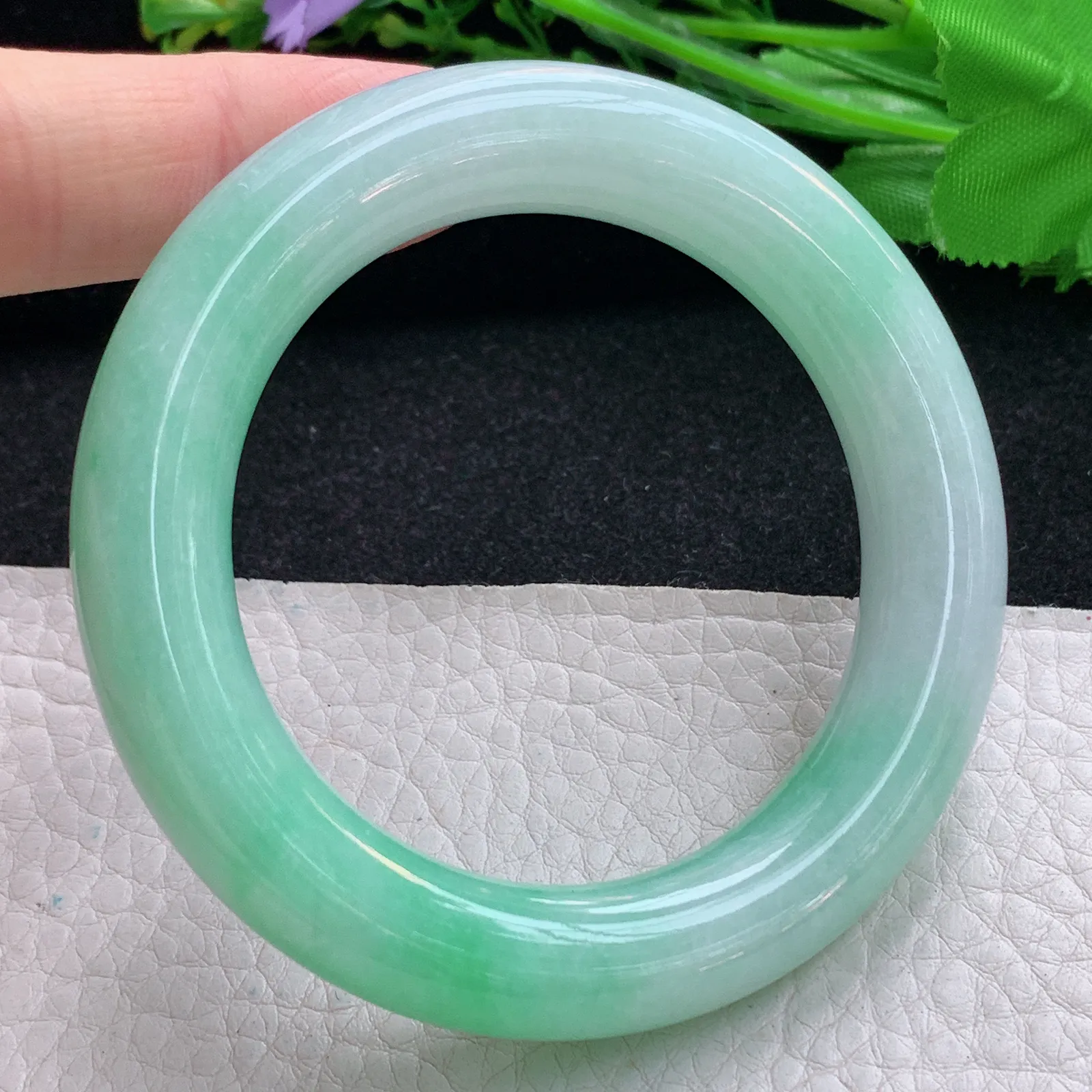 ss小圈口51*11胖圆镯 翡翠a货玉手镯春带彩圆条珠宝玉手环 美人镯