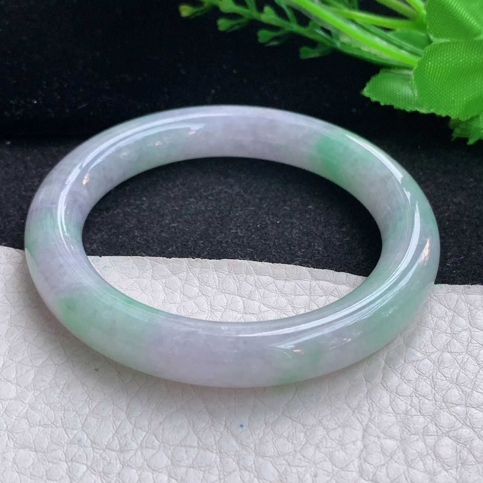 ss自然光54*10美人镯 翡翠a货玉手镯水润春带彩圆条珠宝玉手环