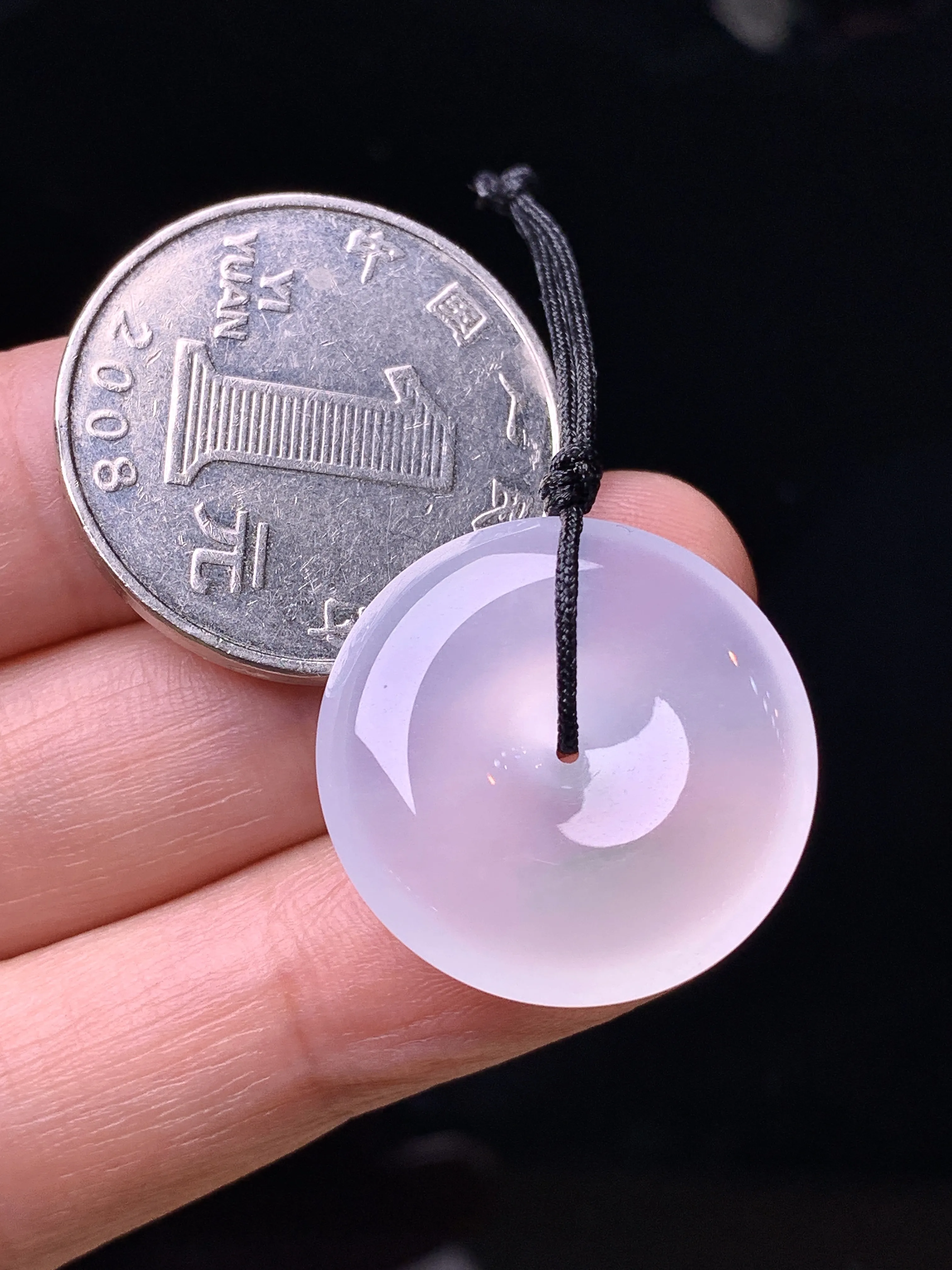 冰种平安扣吊坠 玉质细腻 水润亮眼 色泽艳丽 整体尺寸22.7*22.7*6.3