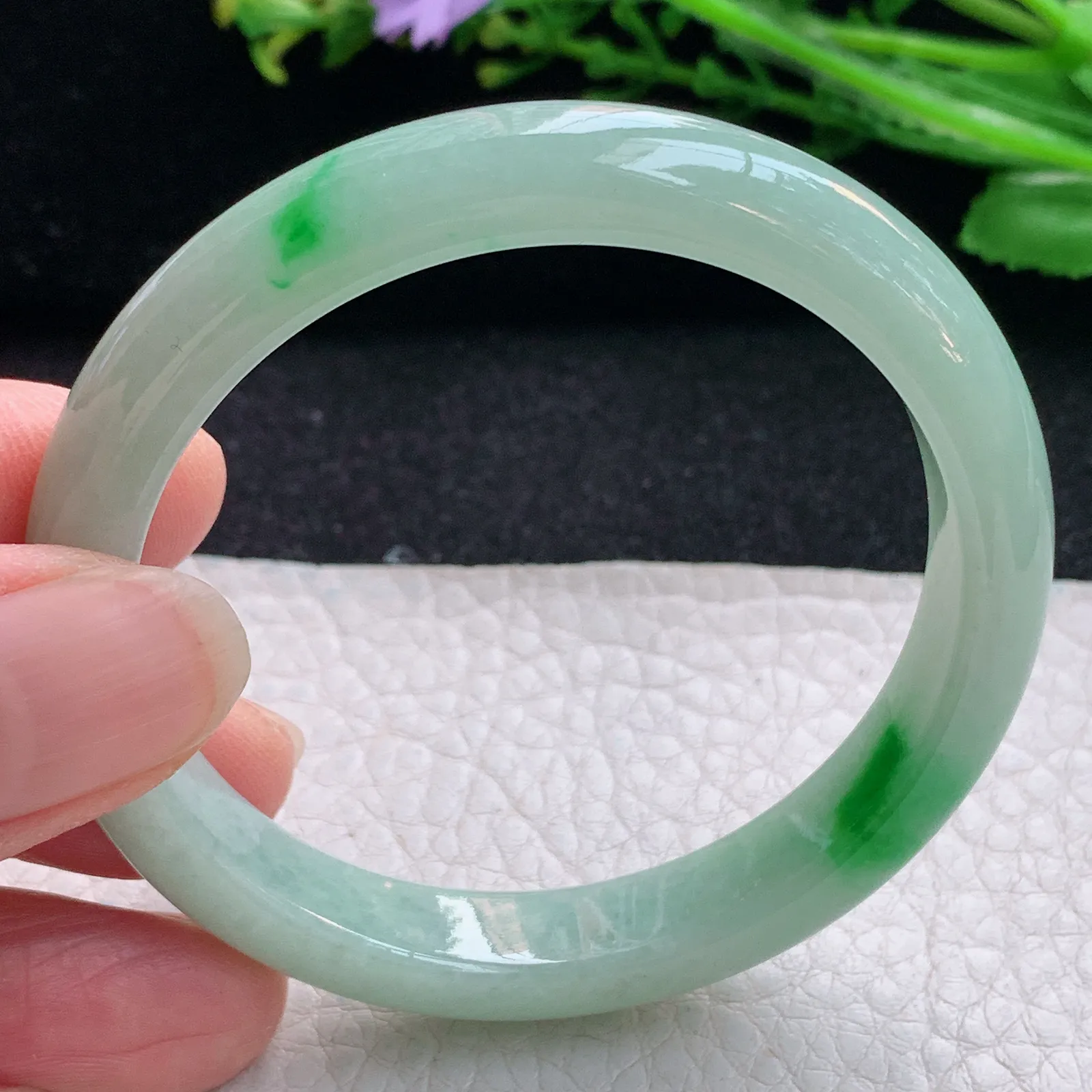 xx小圈口51*9.6*7平安镯 翡翠a货玉手镯水润飘阳绿秀气宽边玉手环