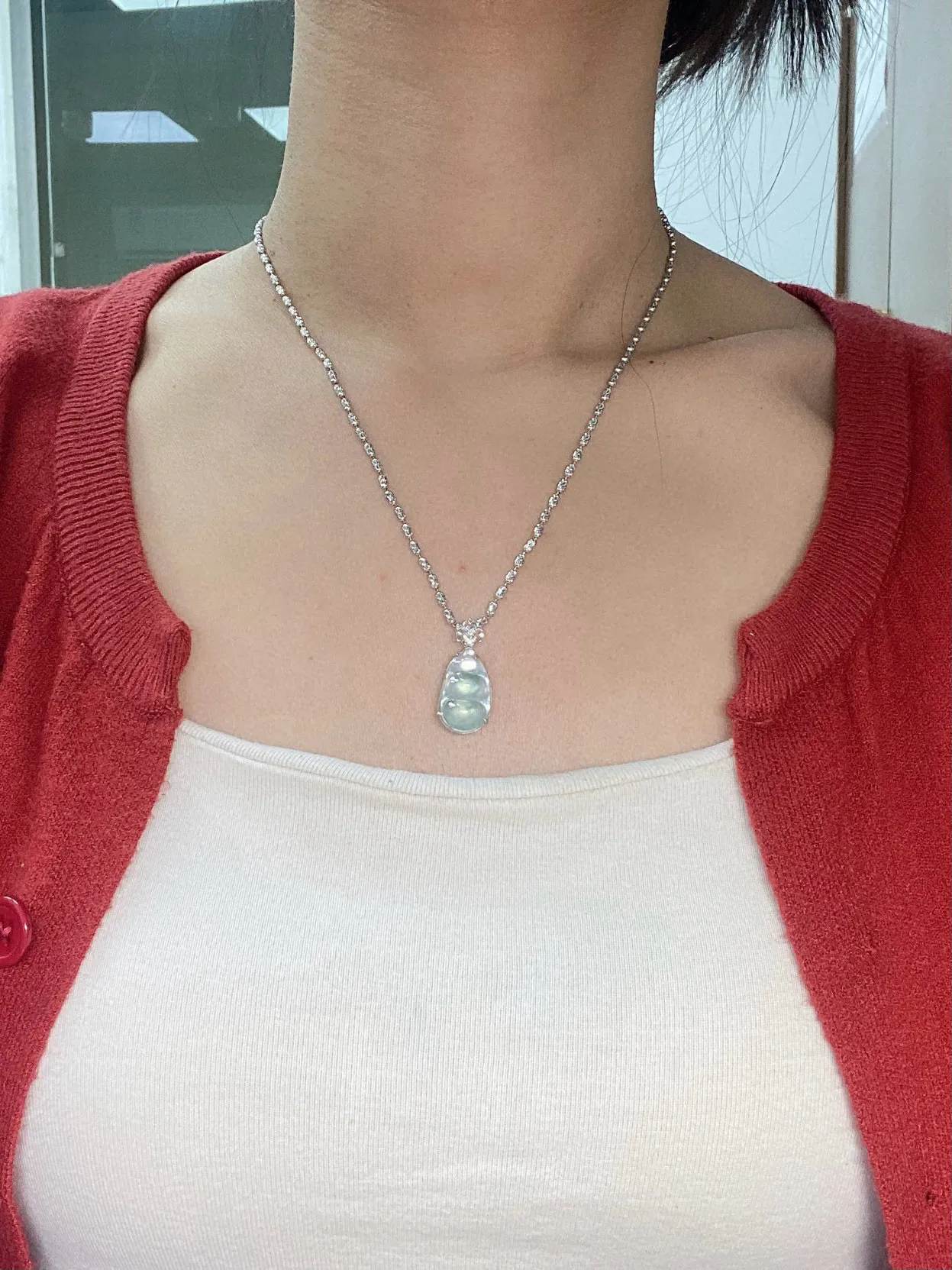 【冰种福豆吊坠】种地上乘，冰感十足，通透起光，饱满圆润，收藏品质，18k金钻镶嵌，裸石尺寸19.4*12*4.7毫米