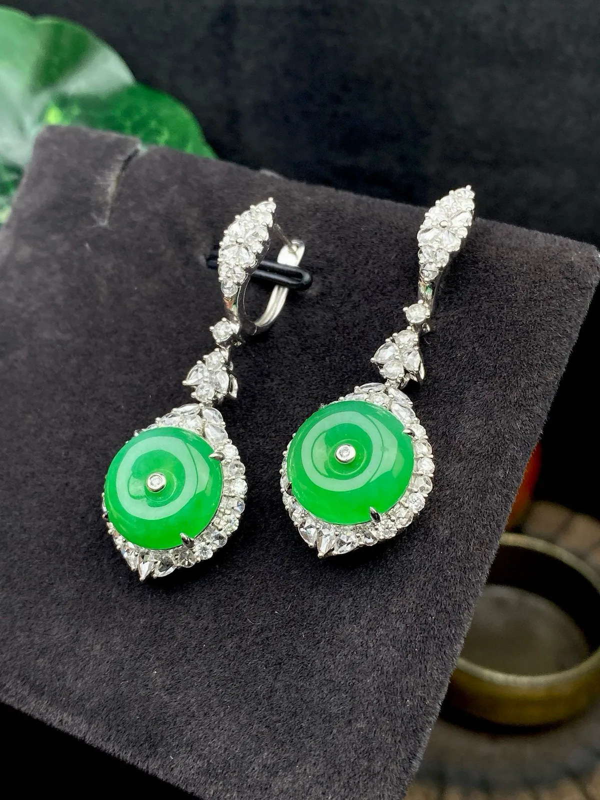 【冰种满绿平安扣耳坠】种水上乘，纯净通透，收藏品质，18k金钻豪华镶嵌，裸石尺寸11.9*3毫米