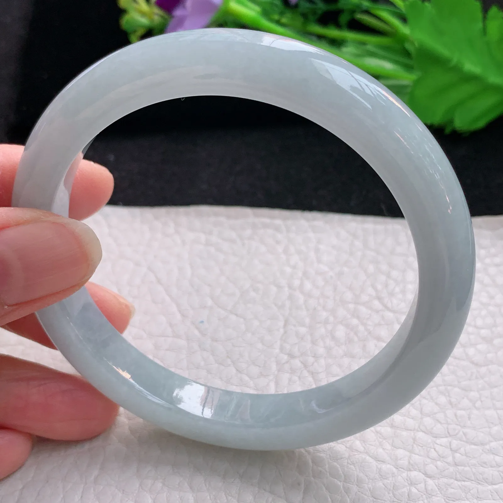 js大圈口62.5*10.2*8.5平安镯 天然缅甸翡翠胶感白月光宽边玉手镯 珠宝玉手环