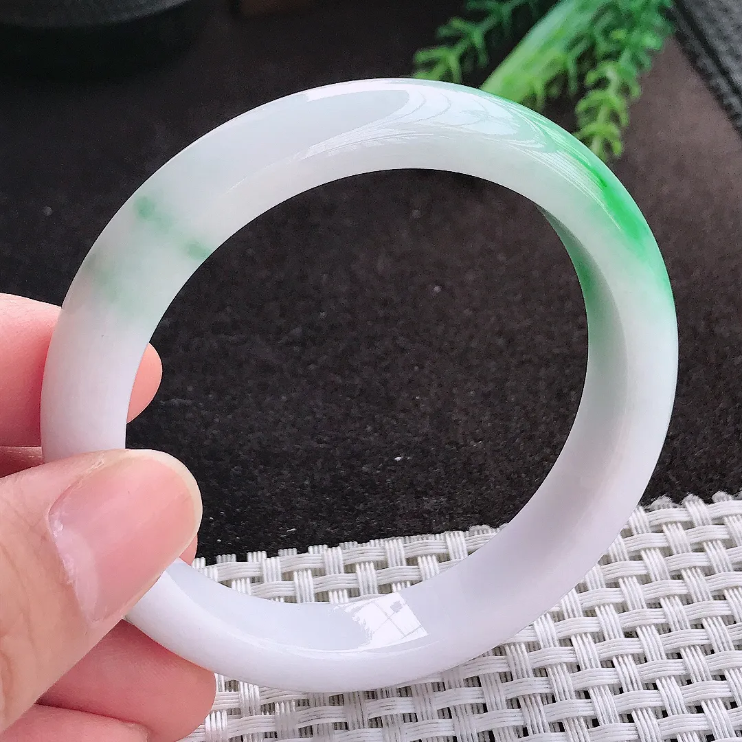 天然A货翡翠57/12/8.2老坑温润飘阳绿手镯宽边玉镯