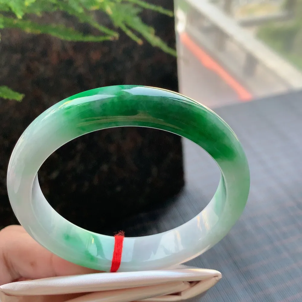 正圈一大节辣绿 无瑕 尺寸:58.3/13.1/9.2 色好🥰🥰