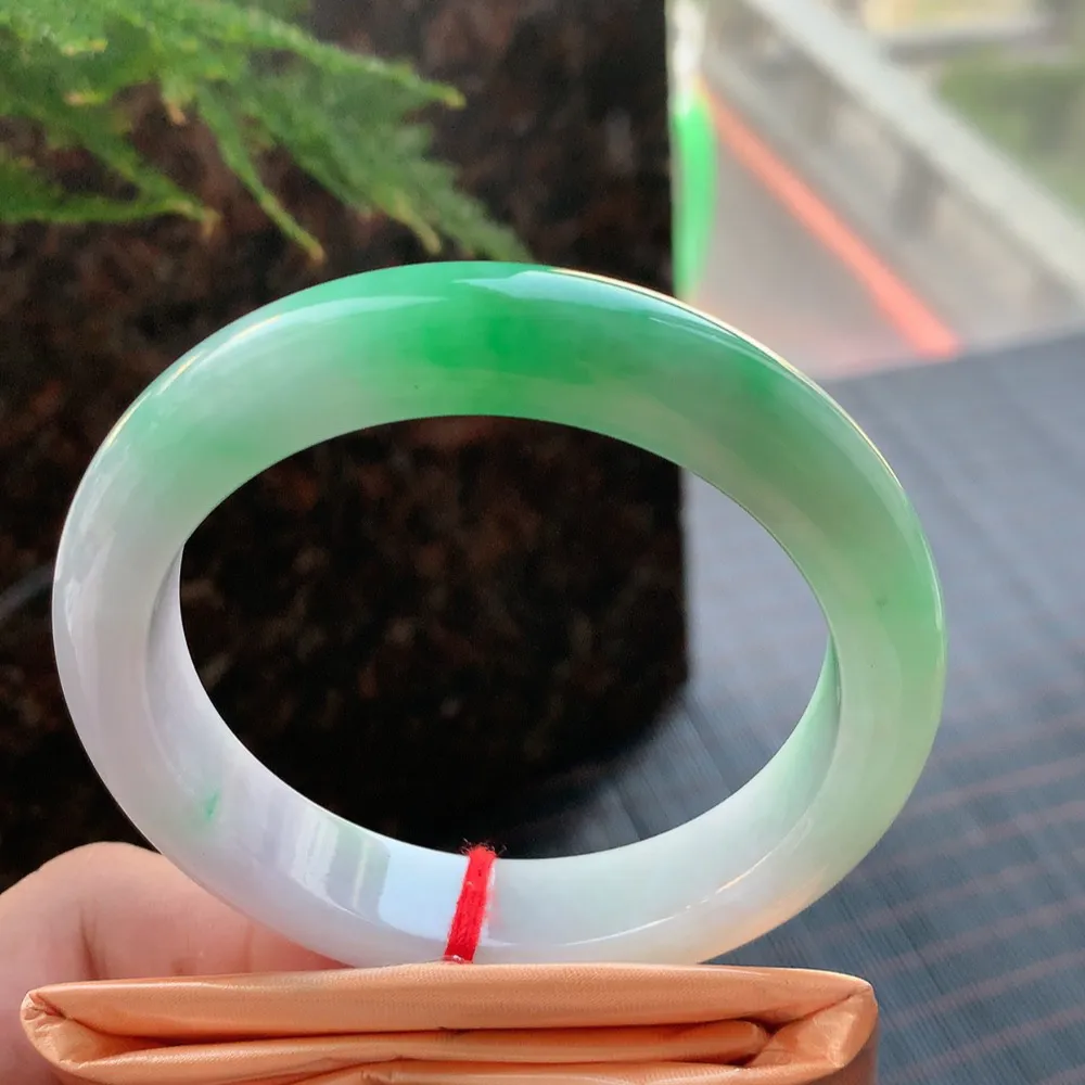 正圈冰糯春彩 无瑕 尺寸:56.1/12.5/8.6 超美