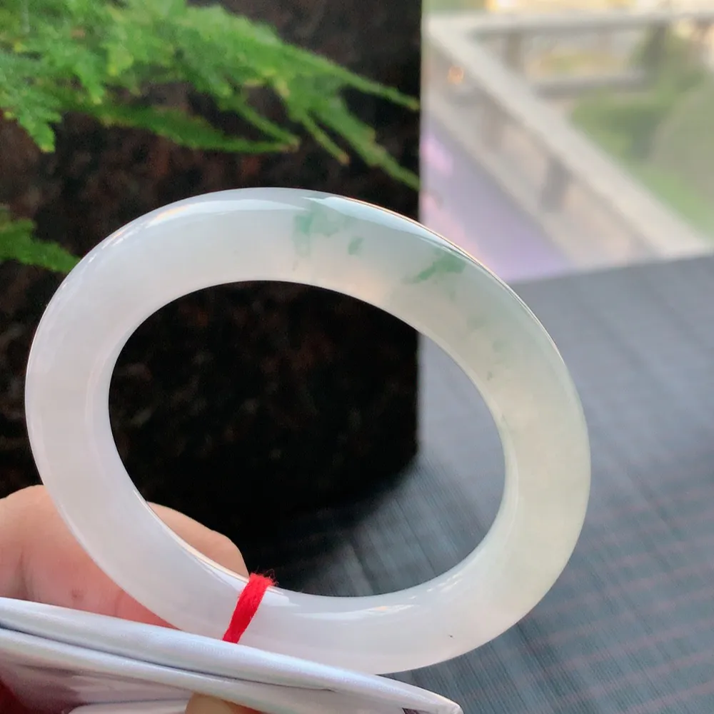 圆条高冰飘花 无瑕 尺寸:56.5/11.2/11.1 花美