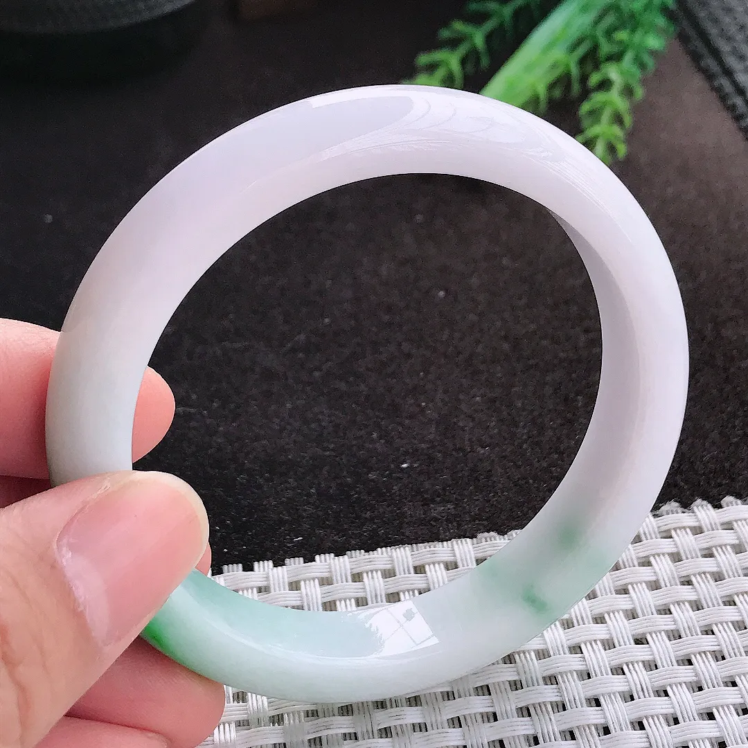 天然A货翡翠57/12/8.2老坑温润飘阳绿手镯宽边玉镯