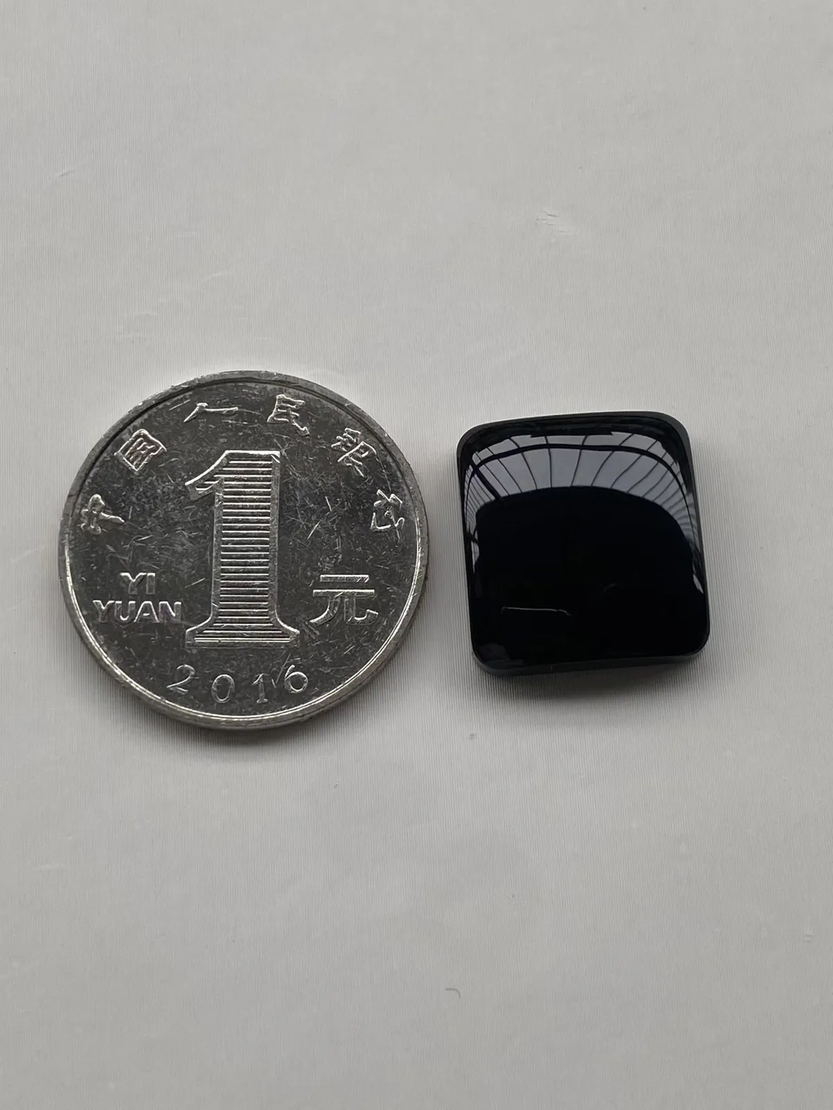 墨翠【马鞍戒面】细腻干净，黑度好、性价比高，雕工精湛，打灯透绿‘