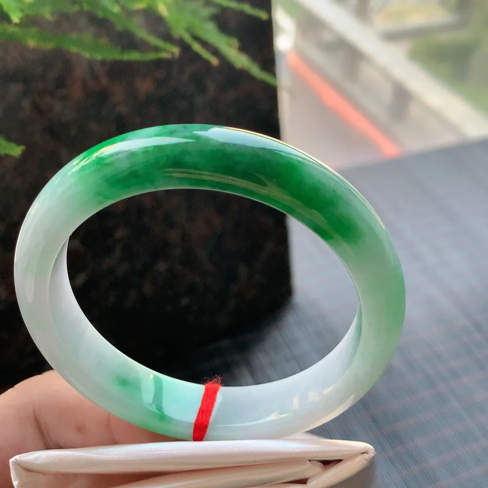 正圈一大节辣绿 无瑕 尺寸:58.3/13.1/9.2 色好🥰🥰