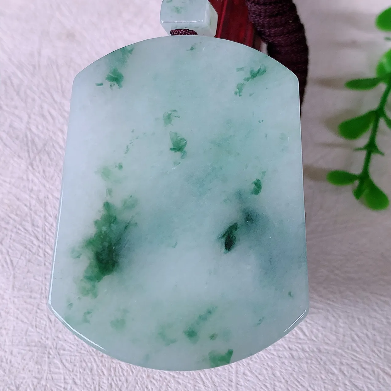 自然光实拍，冰润飘花翡翠平安无事牌吊坠，平平安安，无事牌翠色灵动，佩戴平安时尚！#46.9