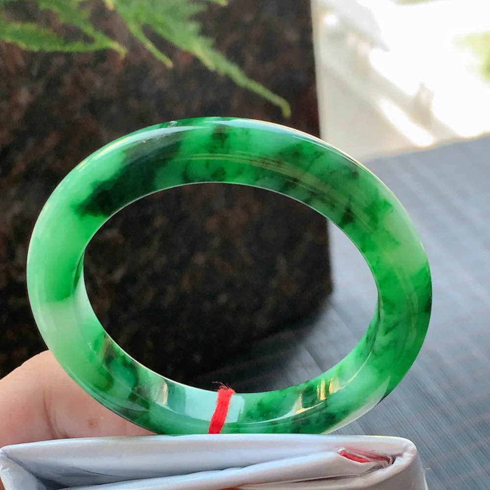 正圈满圈辣绿 无瑕 尺寸:53.1/9.3/9.1 色辣🥰🥰