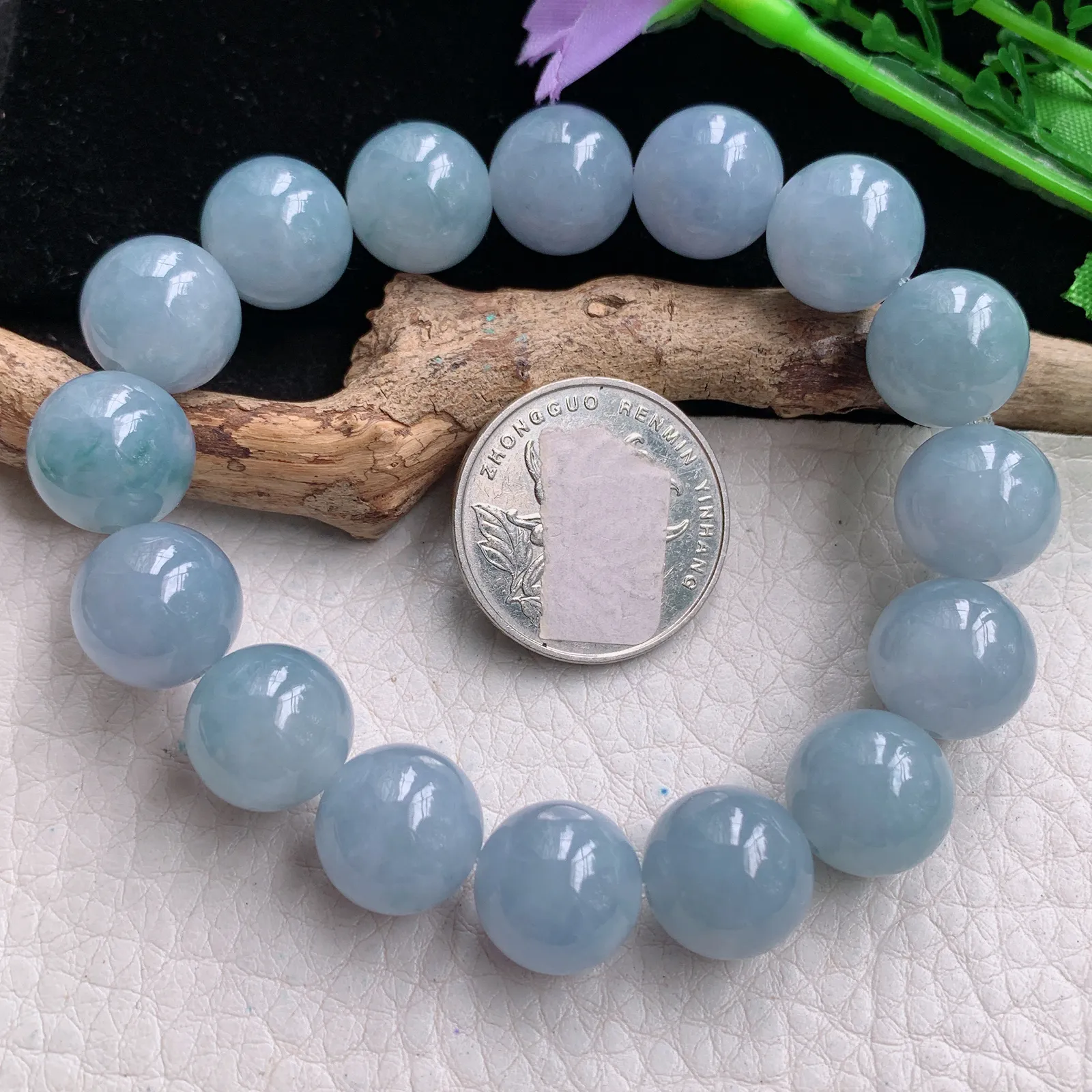 qz实拍13.2mm缅甸翡翠a货精雕紫罗兰贵气圆珠玉手链 玉手串