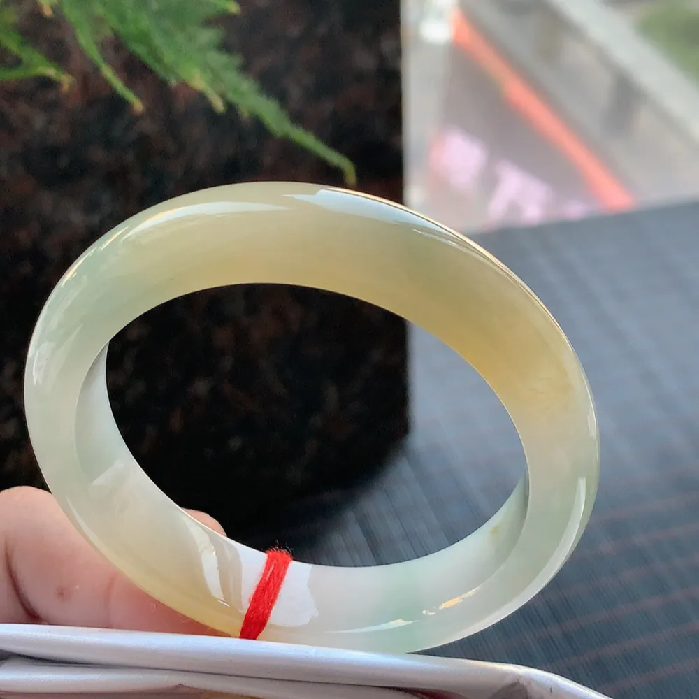 正圈冰黄翡 无瑕 尺寸:55.7/13.2/8.5 超值