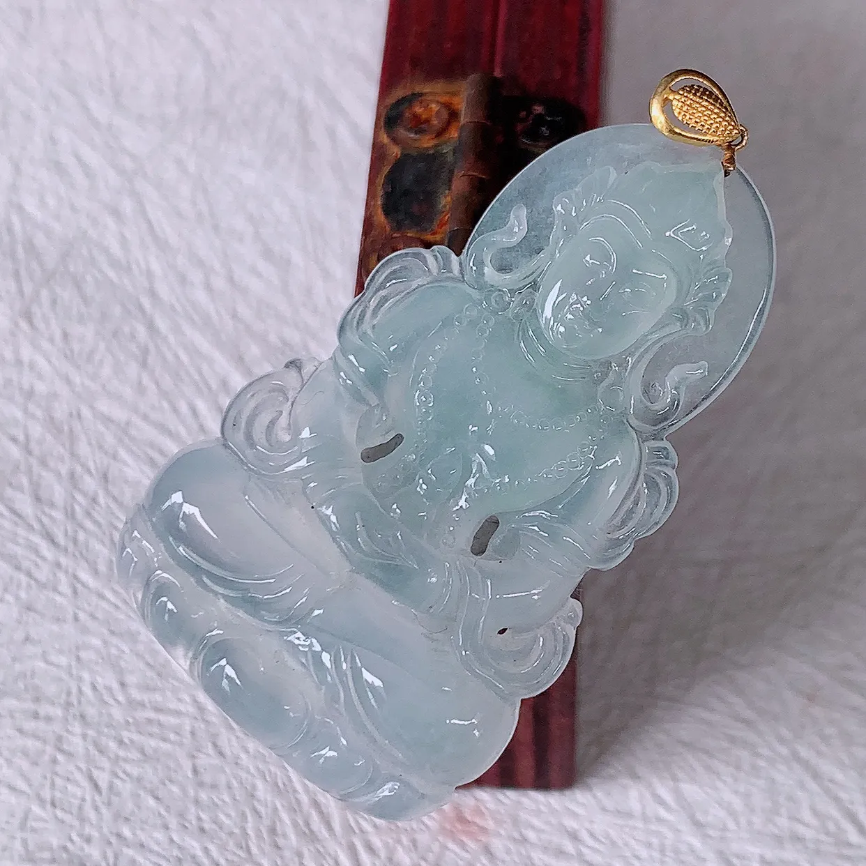 18K金镶嵌冰种翡翠度母观音菩萨吊坠，赐福翡翠观音，观音面相端庄，品相佳，佩戴气质！#57.9整体4