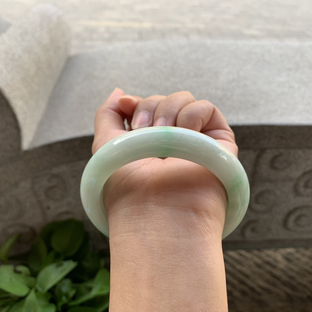 圈口 57.6-12.9-9.9【飘辣绿正圈手镯】正圈57 58可戴