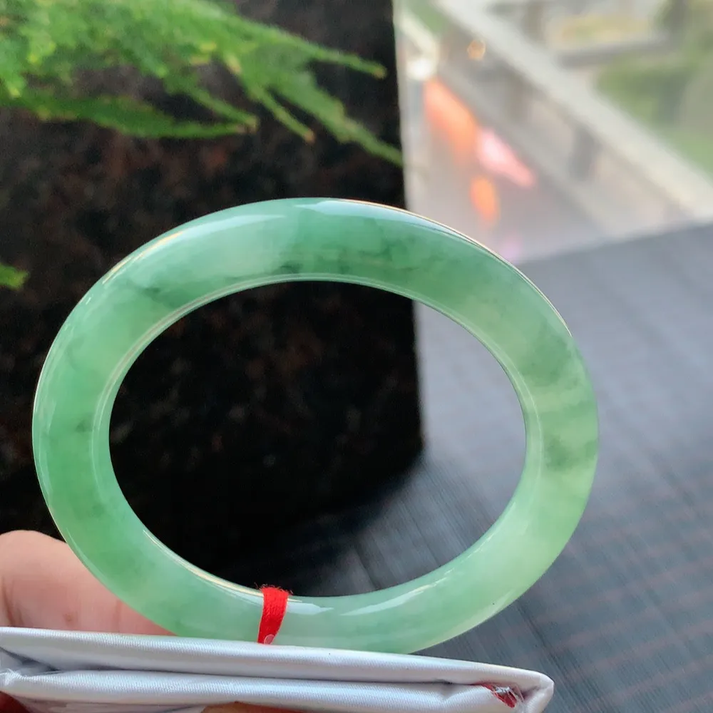 圆条冰绿 无瑕 尺寸:52.7/9.4/9.1 色好