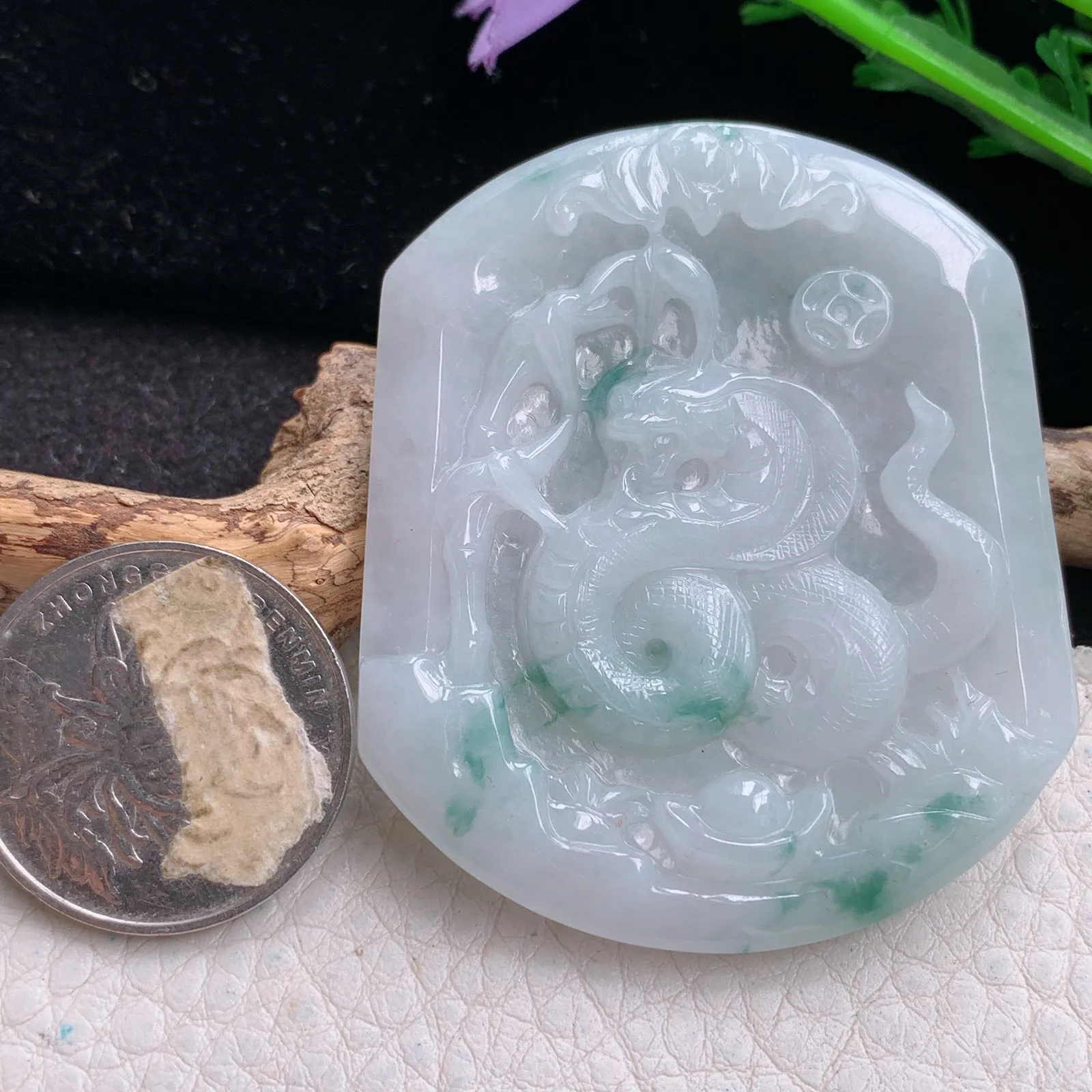 yn实拍54*46*5.5缅甸翡翠a货精雕飘花腰缠万贯 生逍蛇玉吊坠 玉挂件