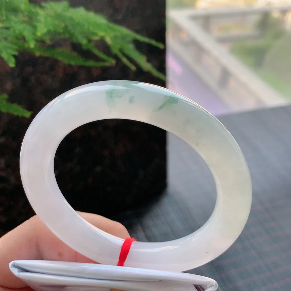 圆条高冰飘花 无瑕 尺寸:56.5/11.2/11.1 花美