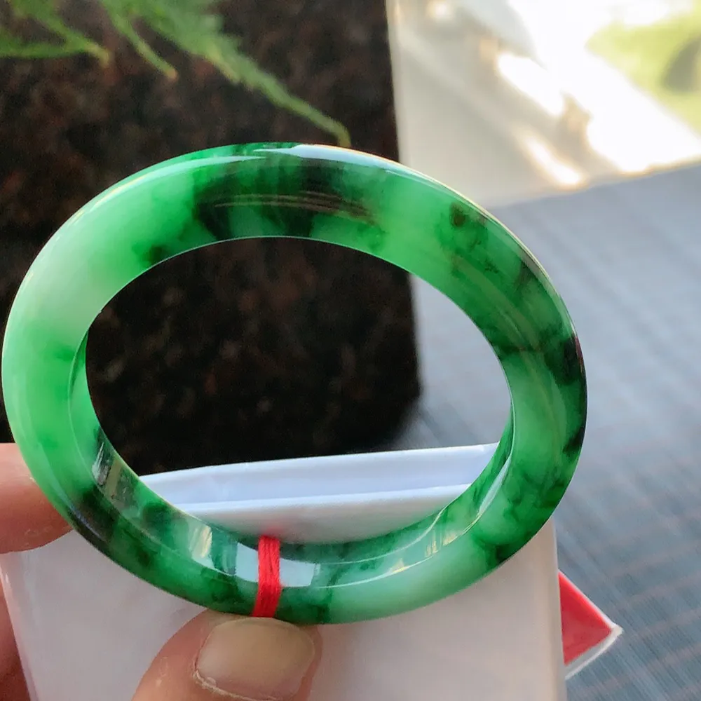 正圈满圈辣绿 无瑕 尺寸:53.1/9.3/9.1 色辣🥰🥰