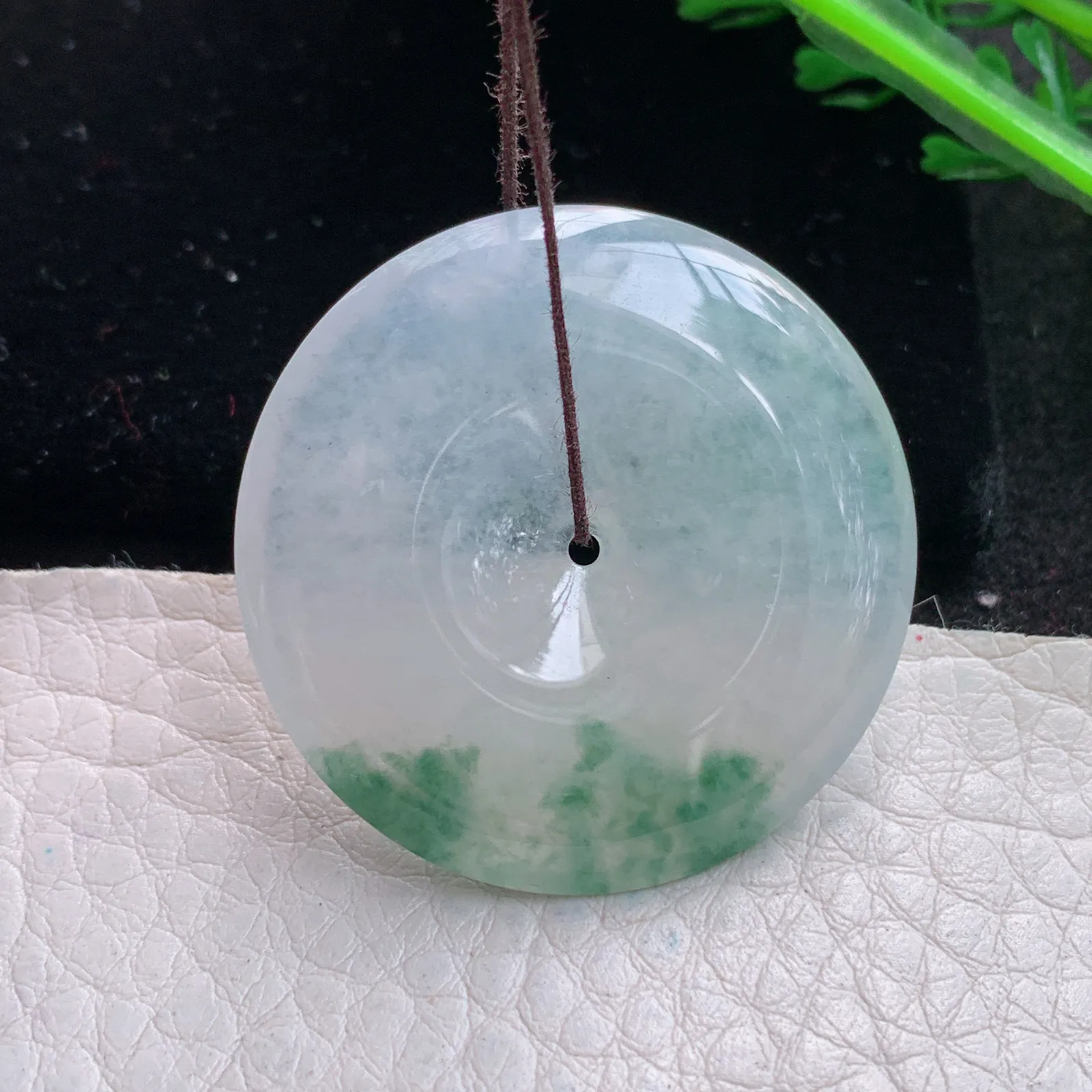 gp实拍35*5.4翡翠a货精雕冰飘花平安扣 玉扣玉吊坠 玉挂件