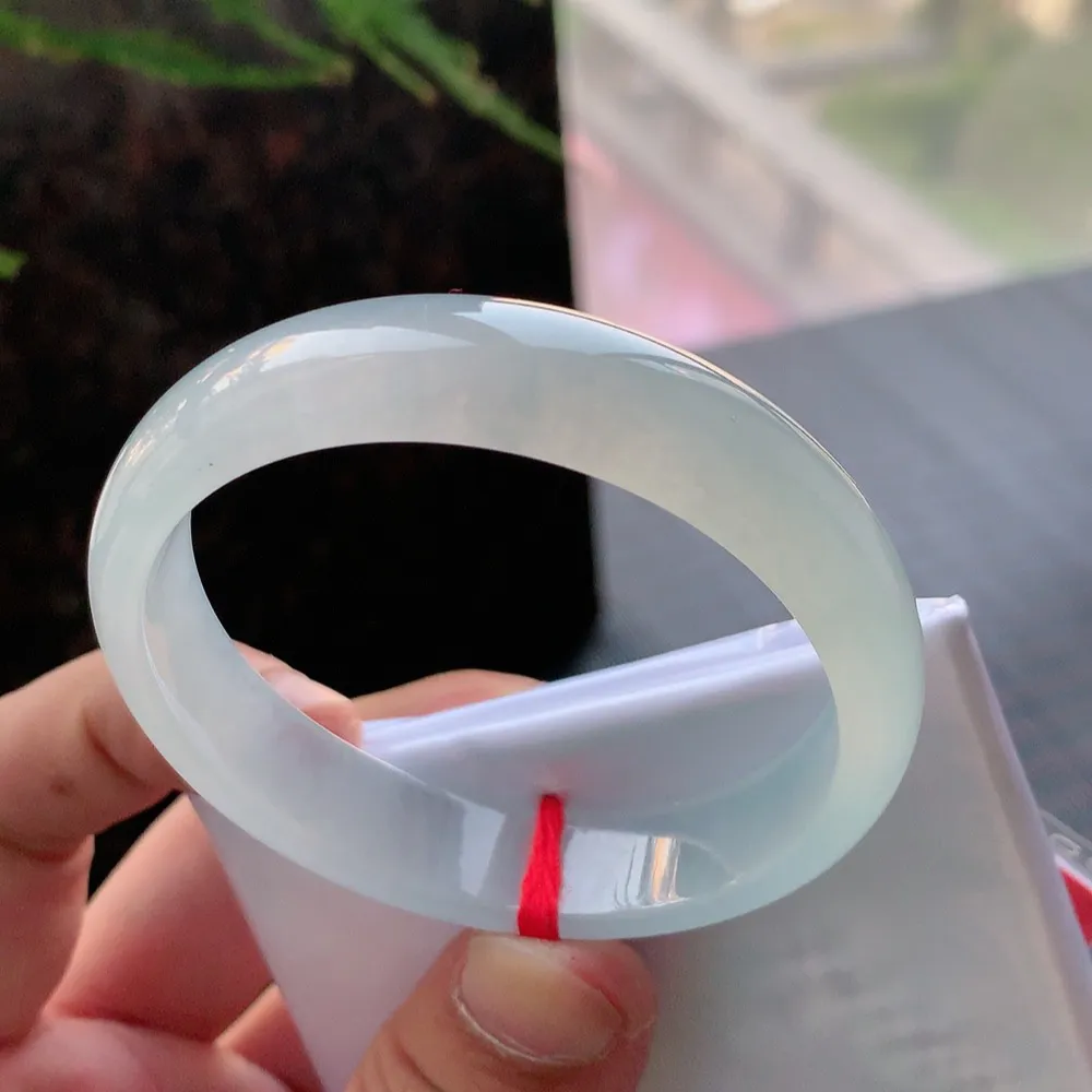 正圈高冰种 无瑕 尺寸:54.3/12.1/6.1 种水好