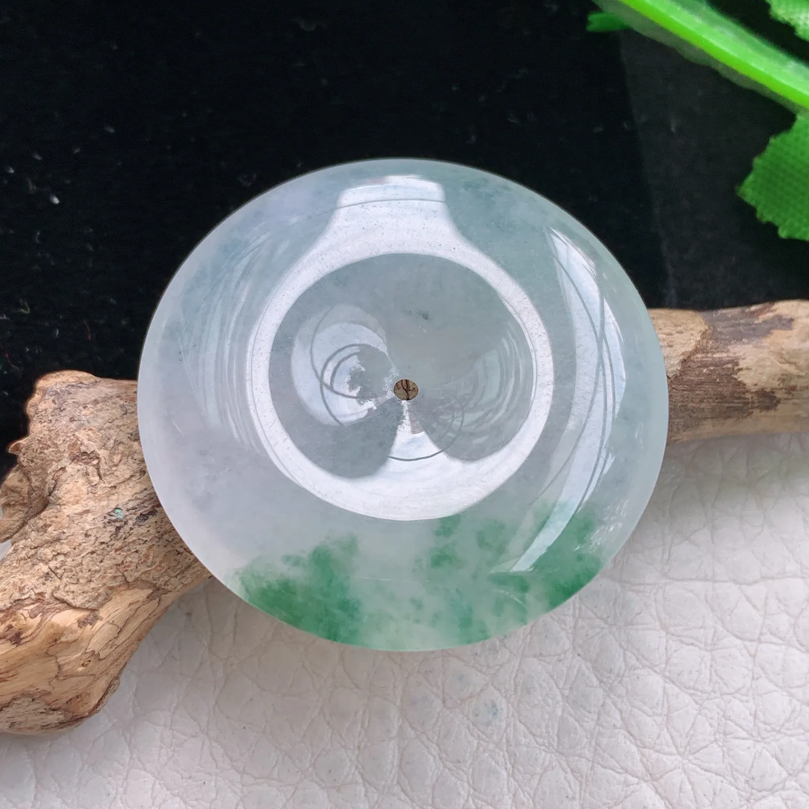 gp实拍35*5.4翡翠a货精雕冰飘花平安扣 玉扣玉吊坠 玉挂件