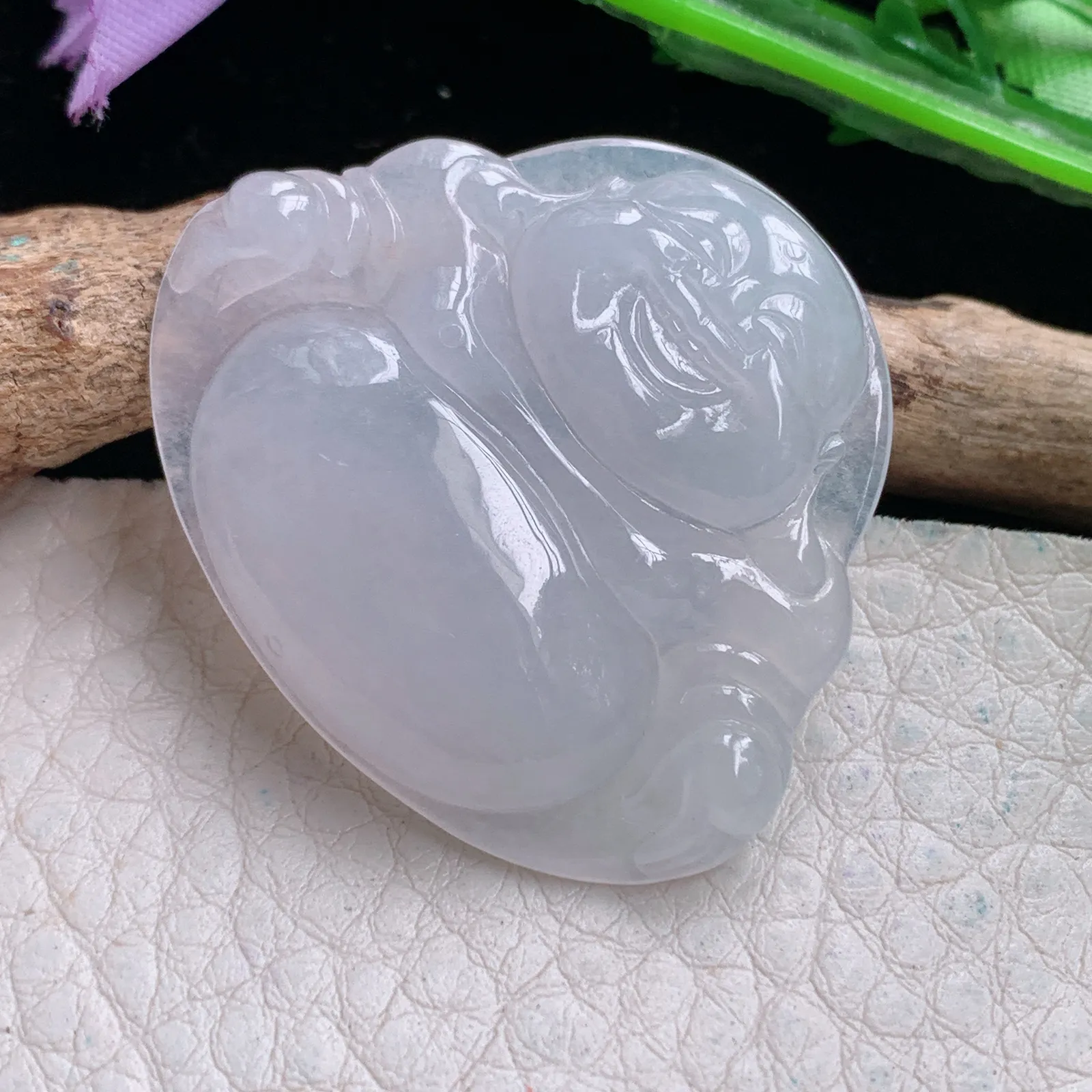 yn实拍32.3*37.8*5.8缅甸翡翠a货精雕白月光佛公 弥勒佛玉吊坠 玉挂件