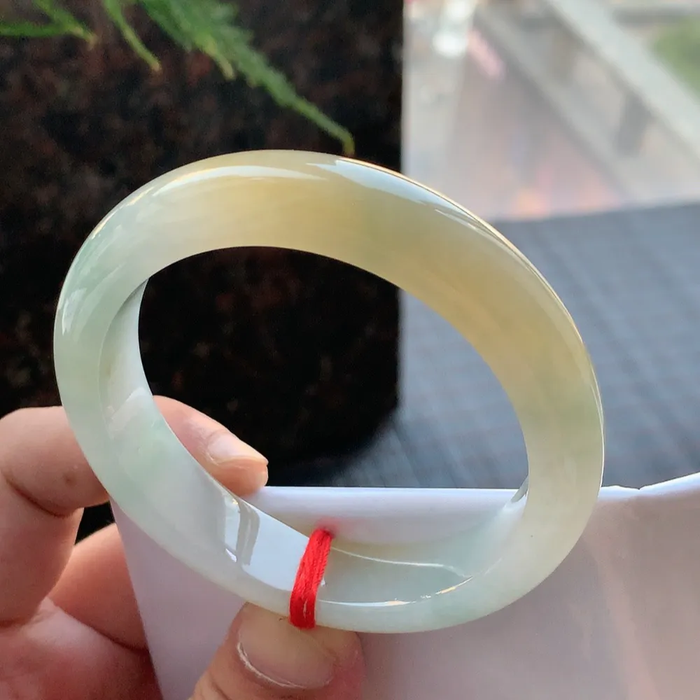 正圈冰黄翡 无瑕 尺寸:55.7/13.2/8.5 超值