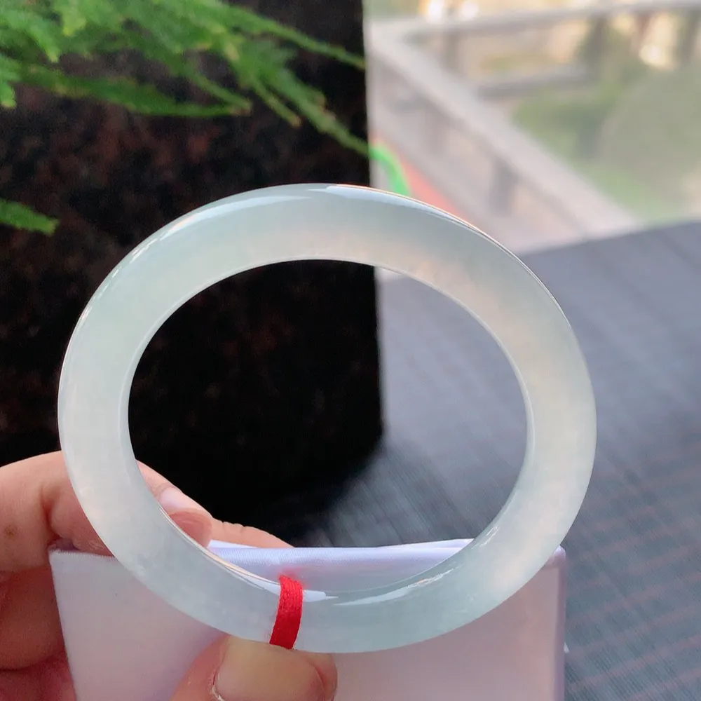 圆条高冰种 无瑕 尺寸:52.7/8.6 种水好