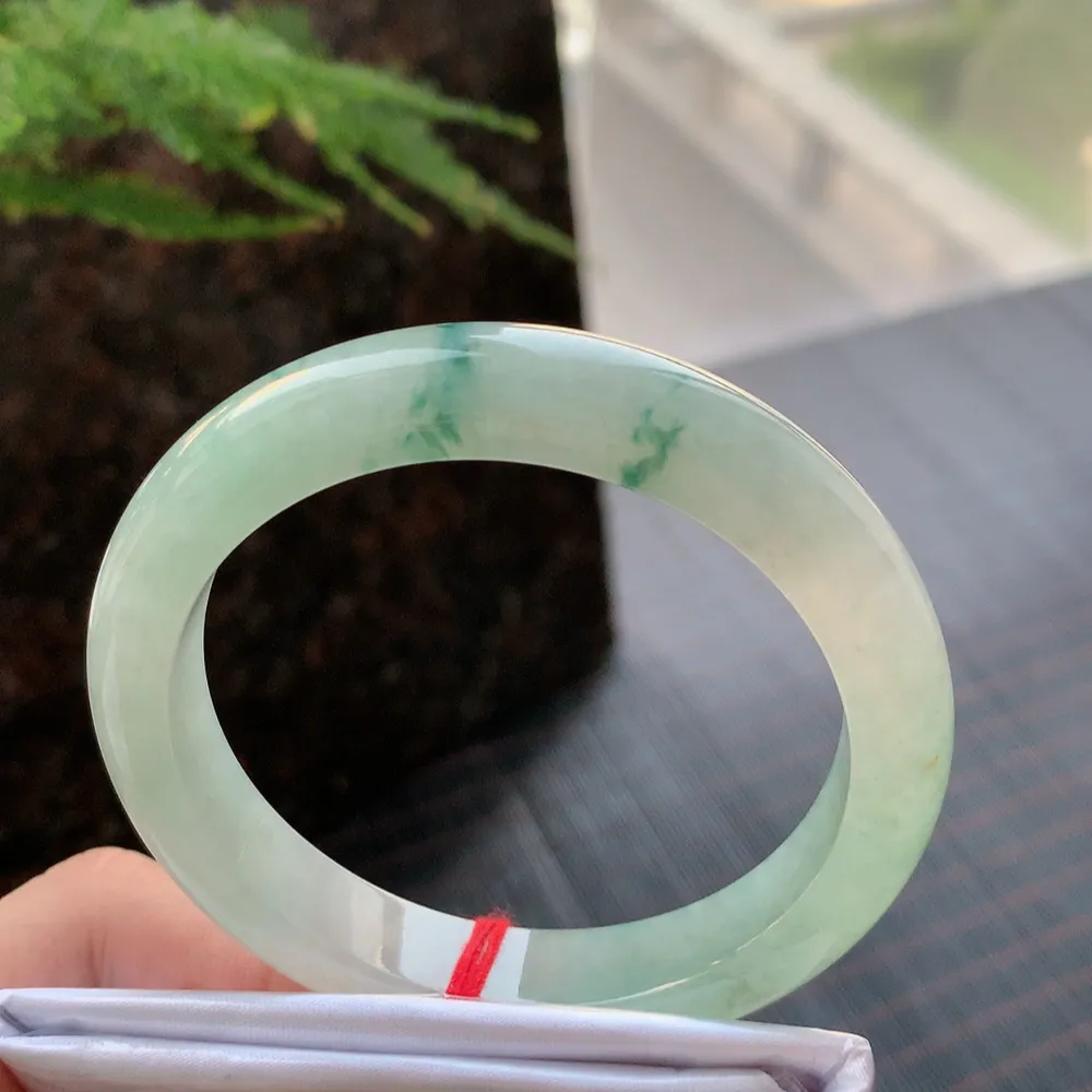 正圈冰飘花 无瑕 尺寸:54.9/10.5/8.2 花美🥰🥰