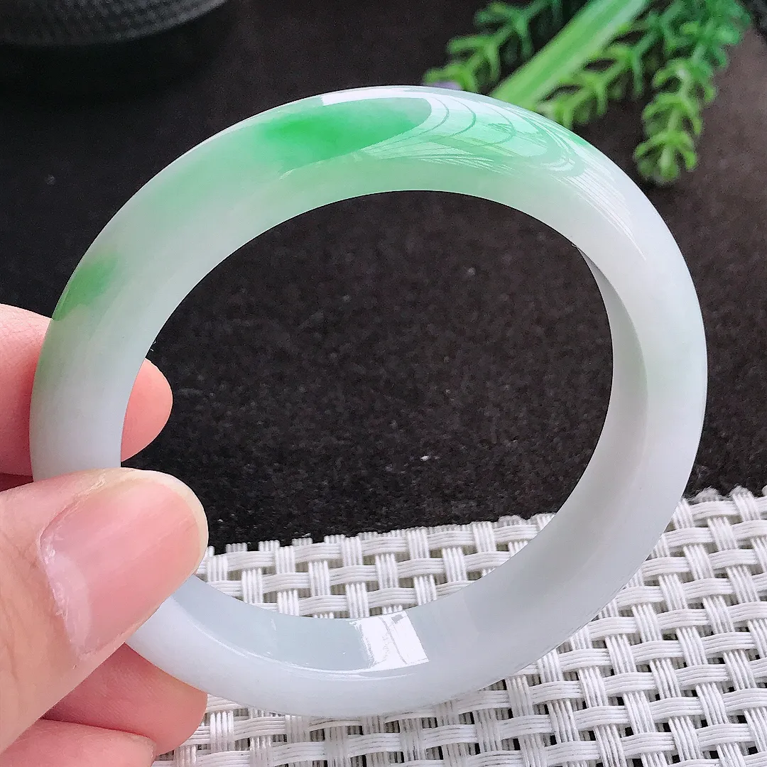 天然A货翡翠53.5/11.8/8.5老坑冰润起胶飘阳绿手镯宽边玉镯