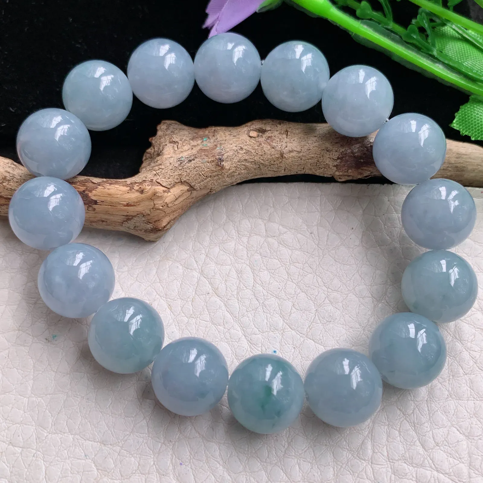 qz实拍13.2mm缅甸翡翠a货精雕紫罗兰贵气圆珠玉手链 玉手串