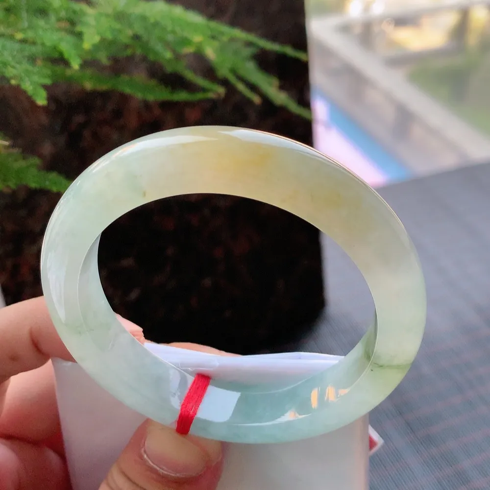 正圈高冰黄翡 无瑕 尺寸:58.1/12.6/9.1种色兼备