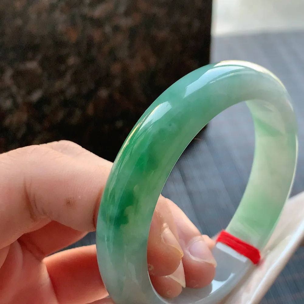 正圈冰糯翠绿 微细线 尺寸:55.1/12.1/8.2 色好🥰🥰