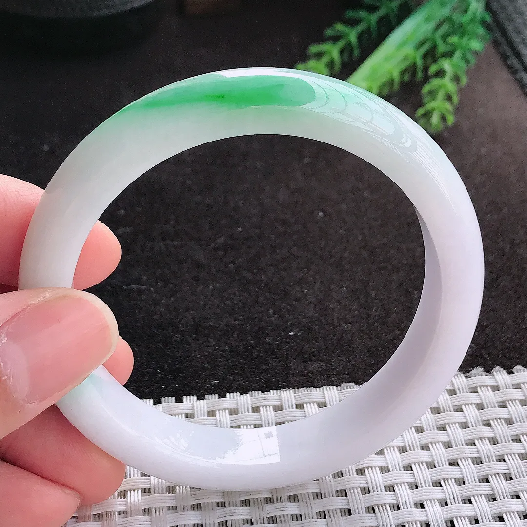 天然A货翡翠57/12/8.2老坑温润飘阳绿手镯宽边玉镯