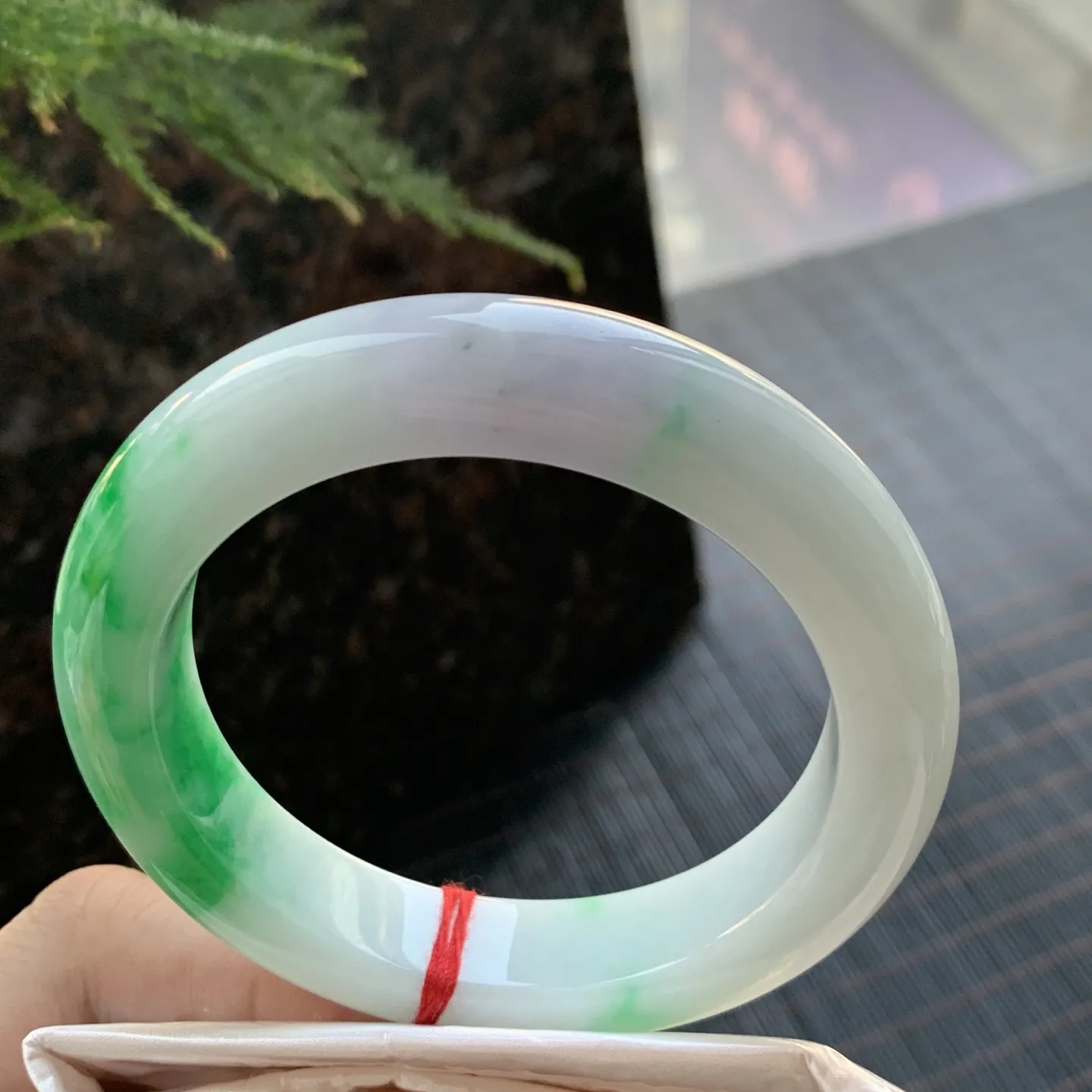 正圈一大节阳绿 无瑕 尺寸:57.8/13/10.4 色好