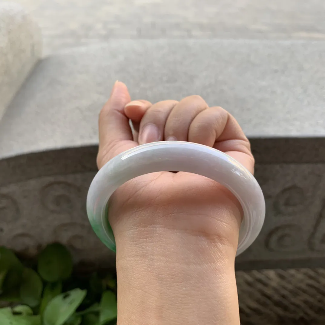 大圈口 59.6-12.7-8.8【辣绿正圈手镯】正圈59 60可戴