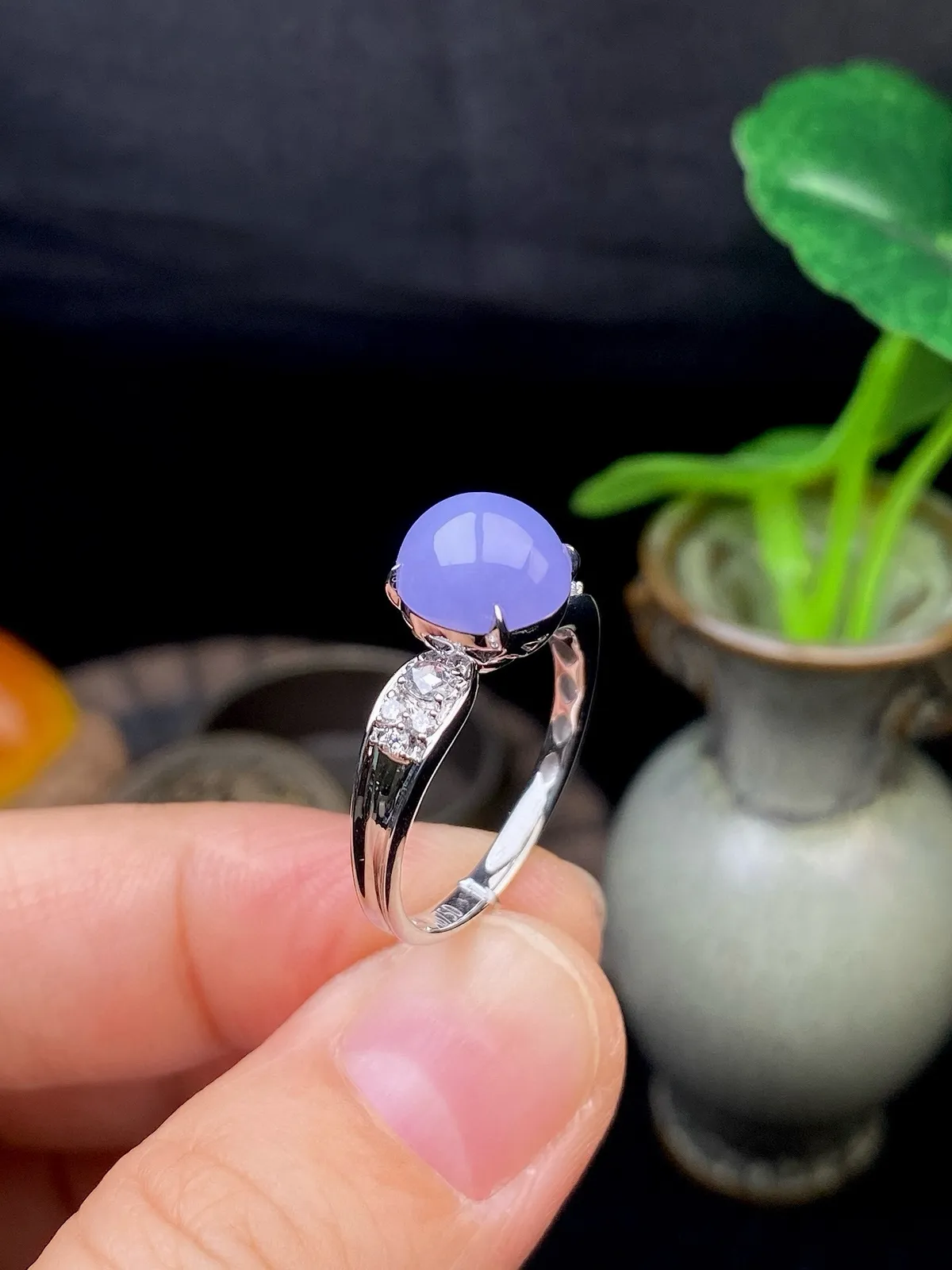 【冰种紫貔貅戒指】质地细腻，饱满度很好，晶莹剔透，18k金钻镶嵌，裸石尺寸8.7*8.3*4.8毫米