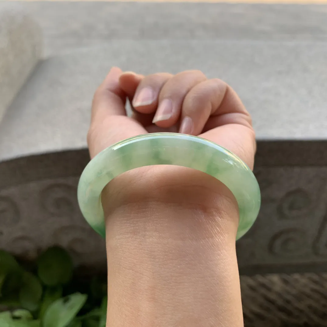 小圈口53-10.7-8.6 【冰芙蓉绿正圈手镯】正圈53 54可戴