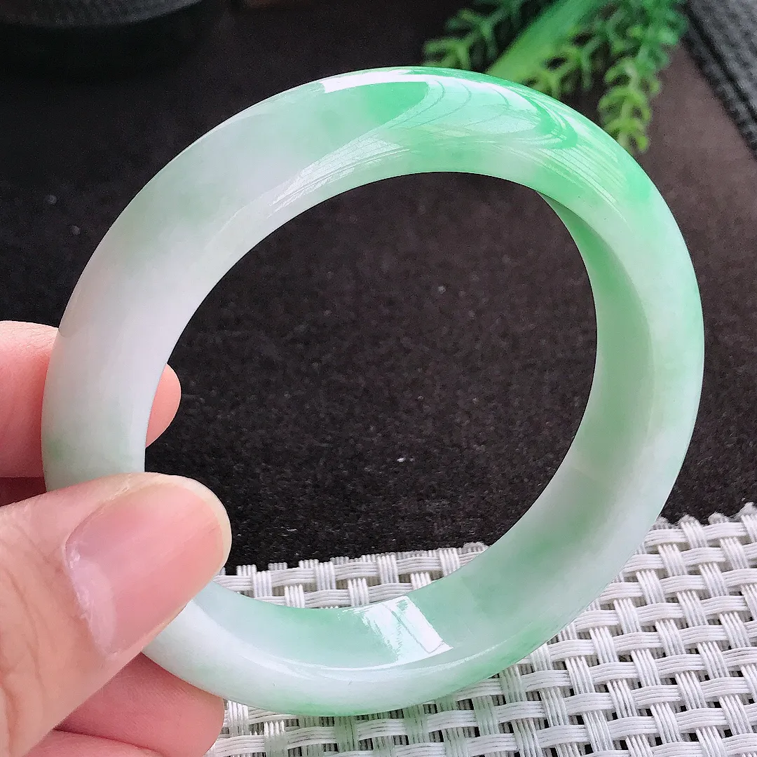 天然A货翡翠57.5/15/9.1老坑精美温苹果绿轮胎手镯宽边玉镯