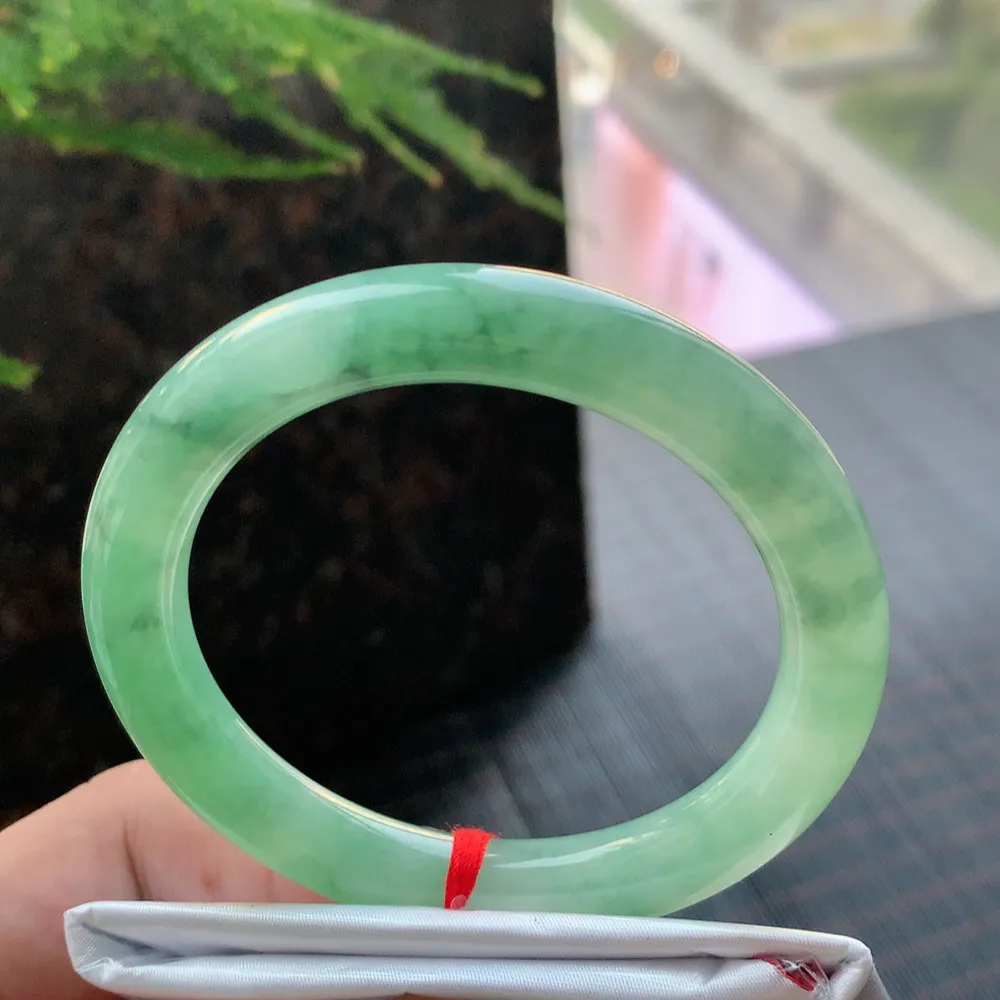 圆条冰绿 无瑕 尺寸:52.7/9.4/9.1 色好