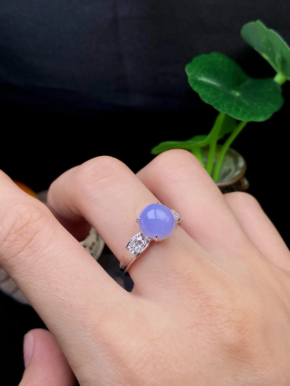 【冰种紫貔貅戒指】质地细腻，饱满度很好，晶莹剔透，18k金钻镶嵌，裸石尺寸8.7*8.3*4.8毫米