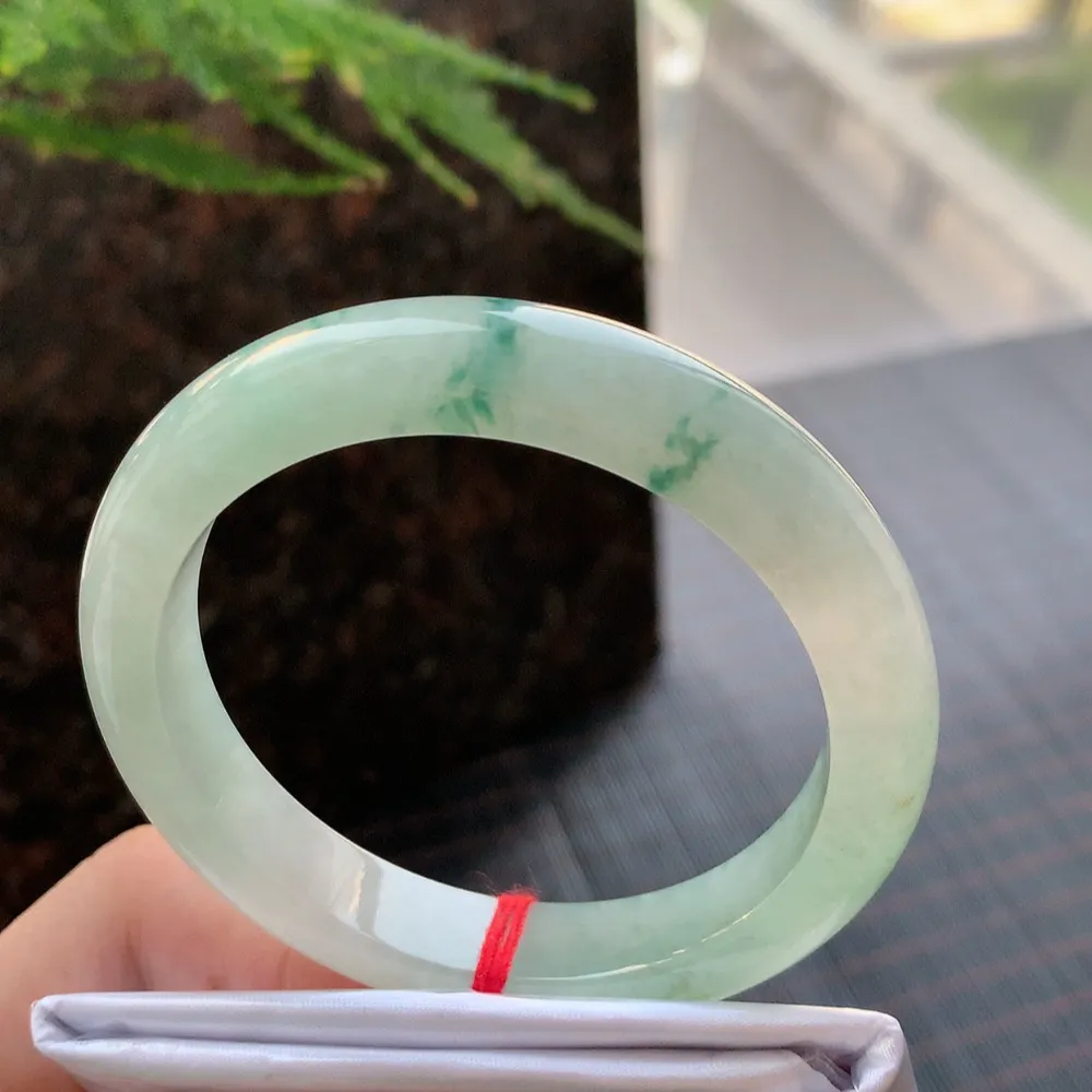 正圈冰飘花 无瑕 尺寸:54.9/10.5/8.2 花美🥰🥰