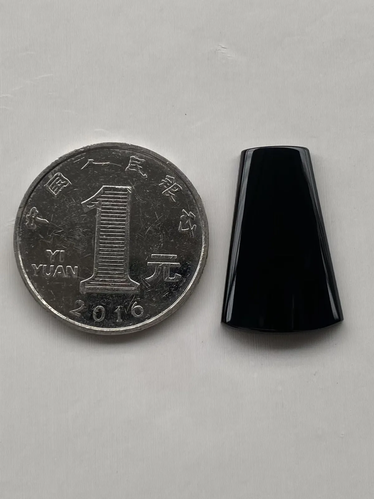 墨翠【平安无事牌】细腻干净，黑度好、性价比高，雕工精湛，打灯透绿‘