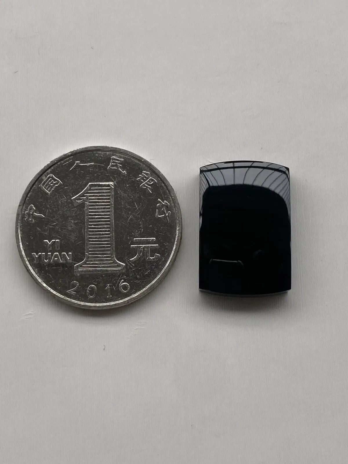 墨翠【马鞍戒面】细腻干净，黑度好、性价比高，雕工精湛，打灯透绿‘